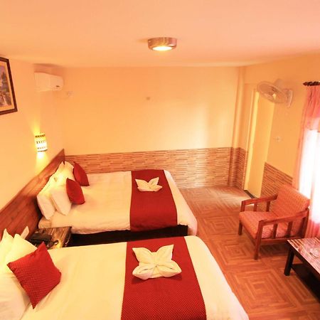 Hotel Splendid View Pokhara Rom bilde